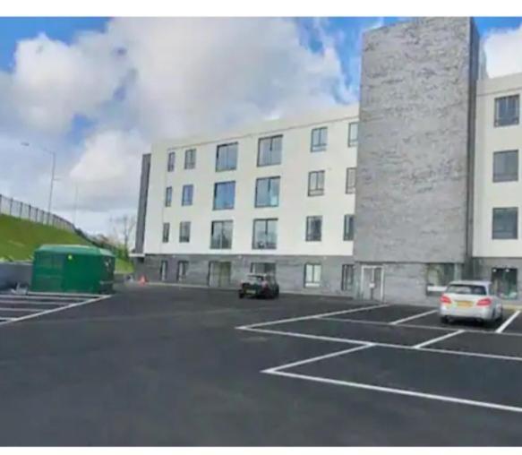 Lovely 2-Bedrooms With Free Parking Canvey Island ภายนอก รูปภาพ